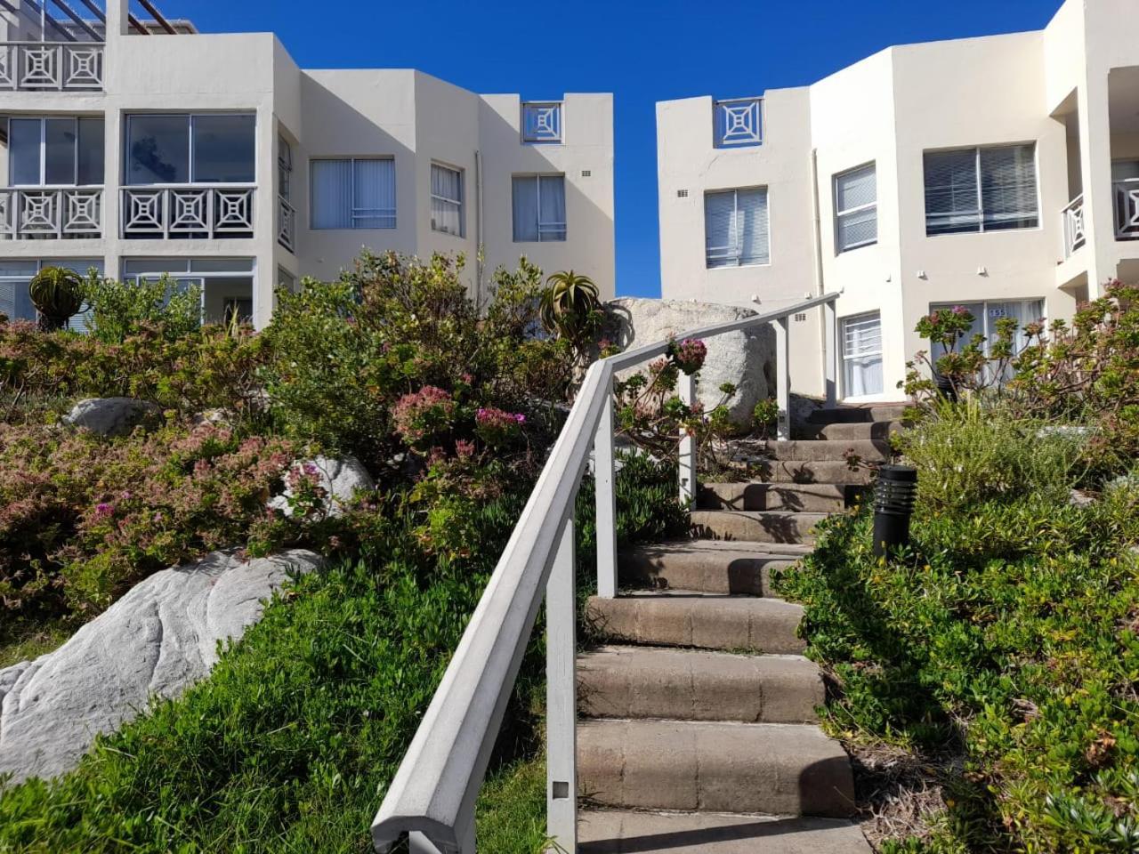 Hermanus Beach Club 143 Apartment Exterior photo